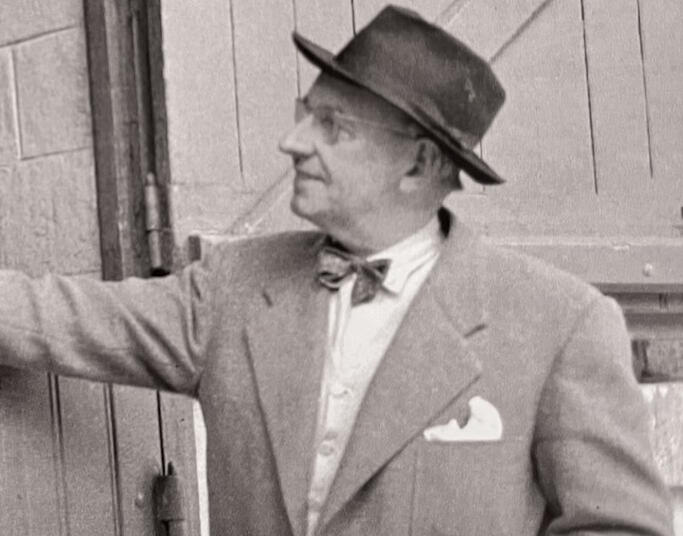 Charlie Mills