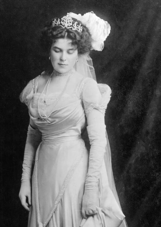 The Marconi women